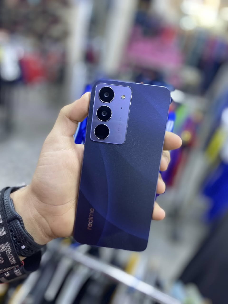 للبيع ريليمي C75X ذاكره ٦٥٤
رام ١٨ 
الجهاز لوك مستخدم شهر كله لوك ضد الكسر الماء سعر ١٩٠ وبيها مجال شراي عنواني كركوك طريق بغداد 
***********٠
