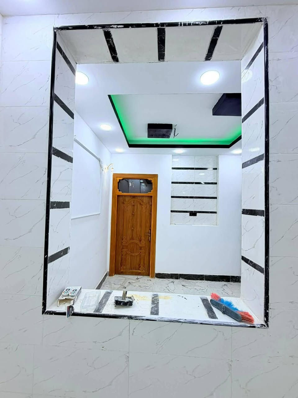 بيت رهن 50متر مقابل
ملحق قريه الغدير عمود 317بل خط الاول
سعر الرهن 10 مليون وبيه مجال
***********
