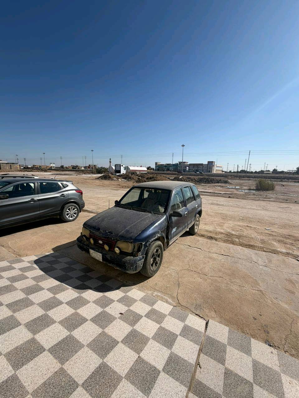 سياره سبورتج 1994 حالتها شوي تعبانه للتفاصيل اكثر خاص 