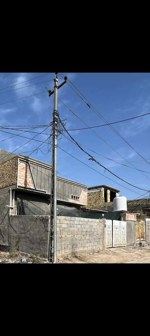 بيت للبيع ٢٠٠متر طهمازية شارع مخبز المصطفى ***********
