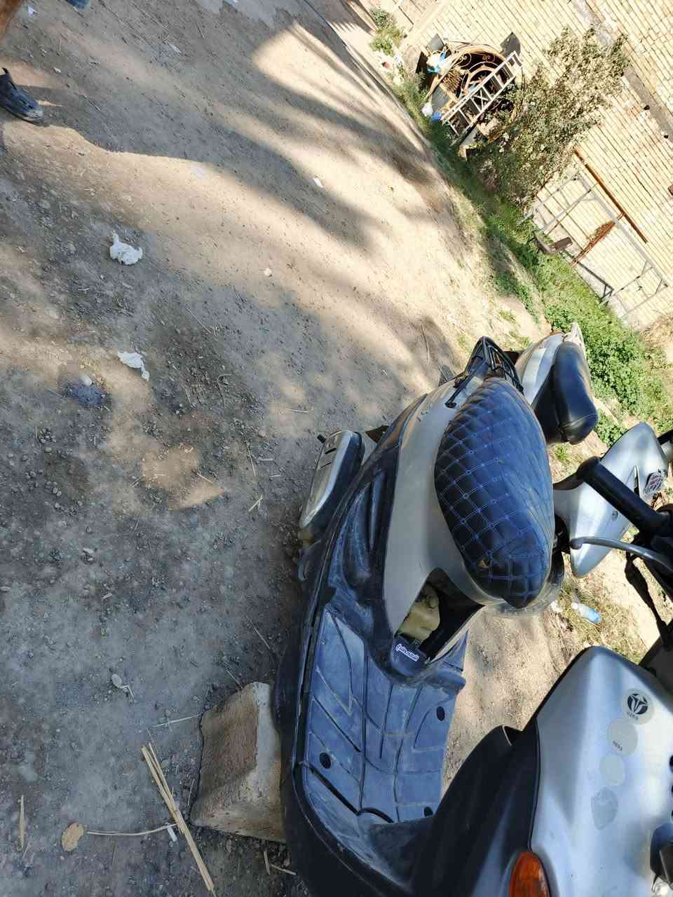 سلام عليكم مرخصت الادمن دراجه نوع بيجي  للبيع الدراجه حلوه ونضيفه وشغاله ومحركه نضيف كلش الدراجه نعومه خير من الله الدراجه ناقصه فقط شوته ووجوزه فقطط حلوه وعملية وتوديك وجيبك (السعر 170 وبيه مجال لحك الجيه) عنوان الكاضميه منطقت الطي للستفسار:***********
