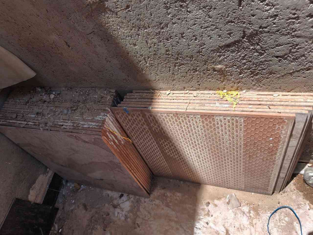 سيراميك هندي زادن عندي ٢٥ قطعه قياس ٥٠×٥٠ 
سعرهن ب ٢٠ ألف كلهن وتوصيل مجاني إذا قريب عليه مكاني كوت حي الجهاد شراي خاص


**إذا كنت صاحب هذا الإعلان وتريد حذفه لأي سبب، رجاءا أرسل رسالة إلى الدعم الفني**