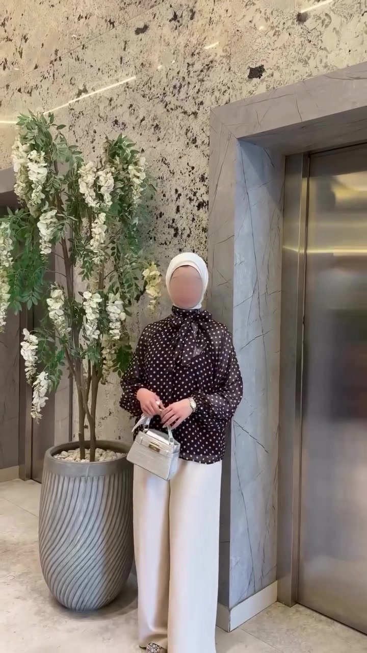 ترند المنقط)polka Dots🌸

يلا بنات جربو تلبسو كلش راح تحبو🥹

القياسات من ٣٨ الى ٤٦
 
الوان ؛ ابيض : سود : جوزي 

طول 75 سم

توصيل بغداد5
محافظات 6


**إذا كنت صاحب هذا الإعلان وتريد حذفه لأي سبب، رجاءا أرسل رسالة إلى الدعم الفني**