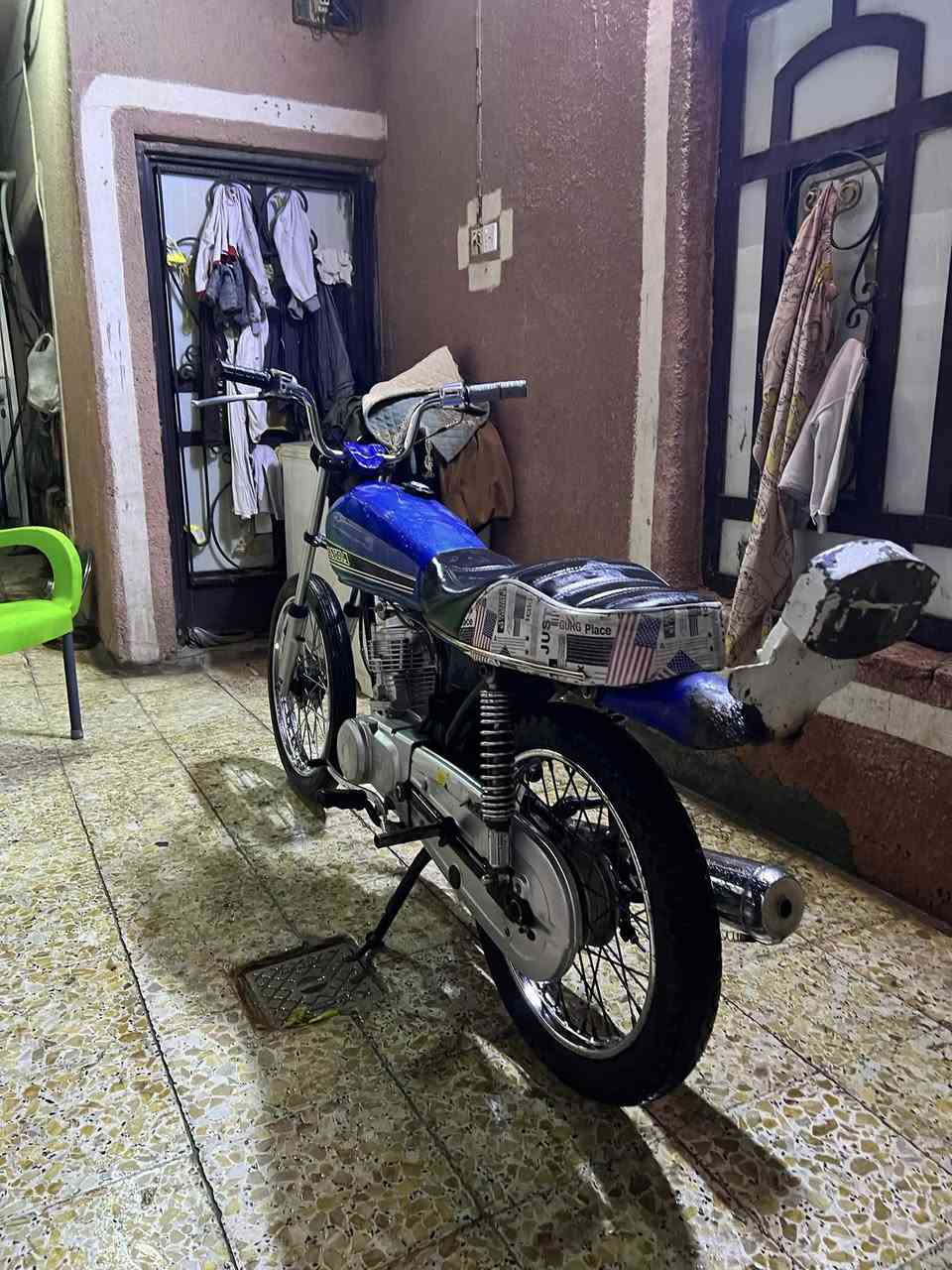 السلام عليكم دراجه للبيع شاصي اوراق اصولي 17 ارشه مكينه 22شلامجه مفتوحه سعر 500موجود خاص رقمي ‏‪***********‬‏
