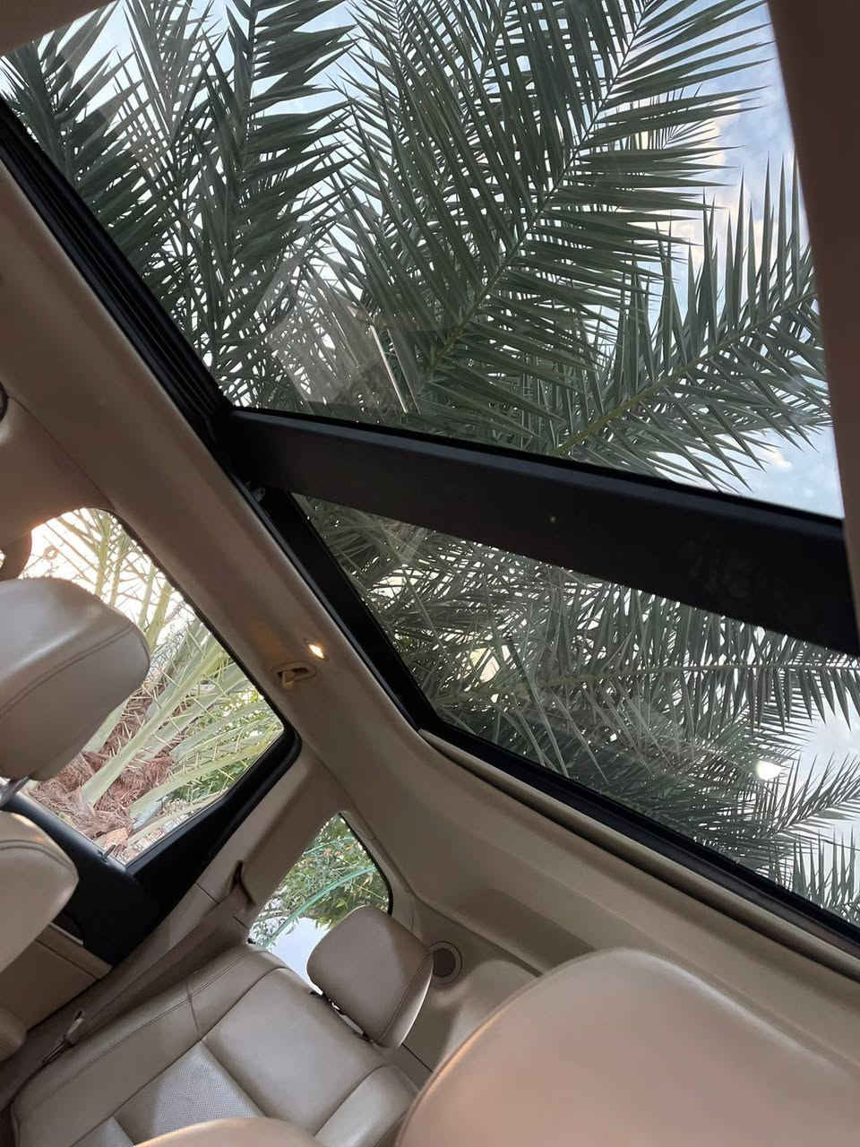 🧿عـــلـئ بــــركـــة الـــلـــه🧿
 خليجي وكالة  هارلم
🛞نــوع الــمـركـبة:- جيب لاريدو خليجي 

🪙الـــــمــوديــــل:2017

⚙️حــجـم الـمـحرك:-3.600

🧭الــــعـــــــــداد:85 حقيقي
💌الـــــــوحـــــــة:-سليمانيه الدولي تحويل مباشر
     💎💎الـــــــمــــواصــــفــــات💎💎
♦️شاشة كبيرة
♦️بنوراما 

♦️دفع رباعي 

♦️كامرة خلفية

♦️بصمة تشغيل 

♦️بصمة أبواب

♦️تشغيل عن بعد

♦️شفتات 

♦️تحكم أستيرن+ كهربائي + تدفئة 

♦️لد نهاري 

♦️أشاير بلمري + قلاب عند الرجوع 
♦️كشنات الأمامي كهربائي
♦️ تدفئة كشنات + تبريد
♦️رادار أمامي للتوقف الذاتي 

♦️تحديد المسار للقيادة الذاتية 

♦️رادار خلفي للتوقف الذاتي
♦️لايت زنون

♦️حساس خلفي+ أمامي
♦️حساسات أمامي + خلفي
♦️جنطة كهربائية 
سعر اتصال 

📞——————————————————-📞

📩للاستفسار__والتواصل :- عــلـى الارقام الموجودة

الاســـــيـــا :***********

📍📍📍

العنوان:-بغداد -
