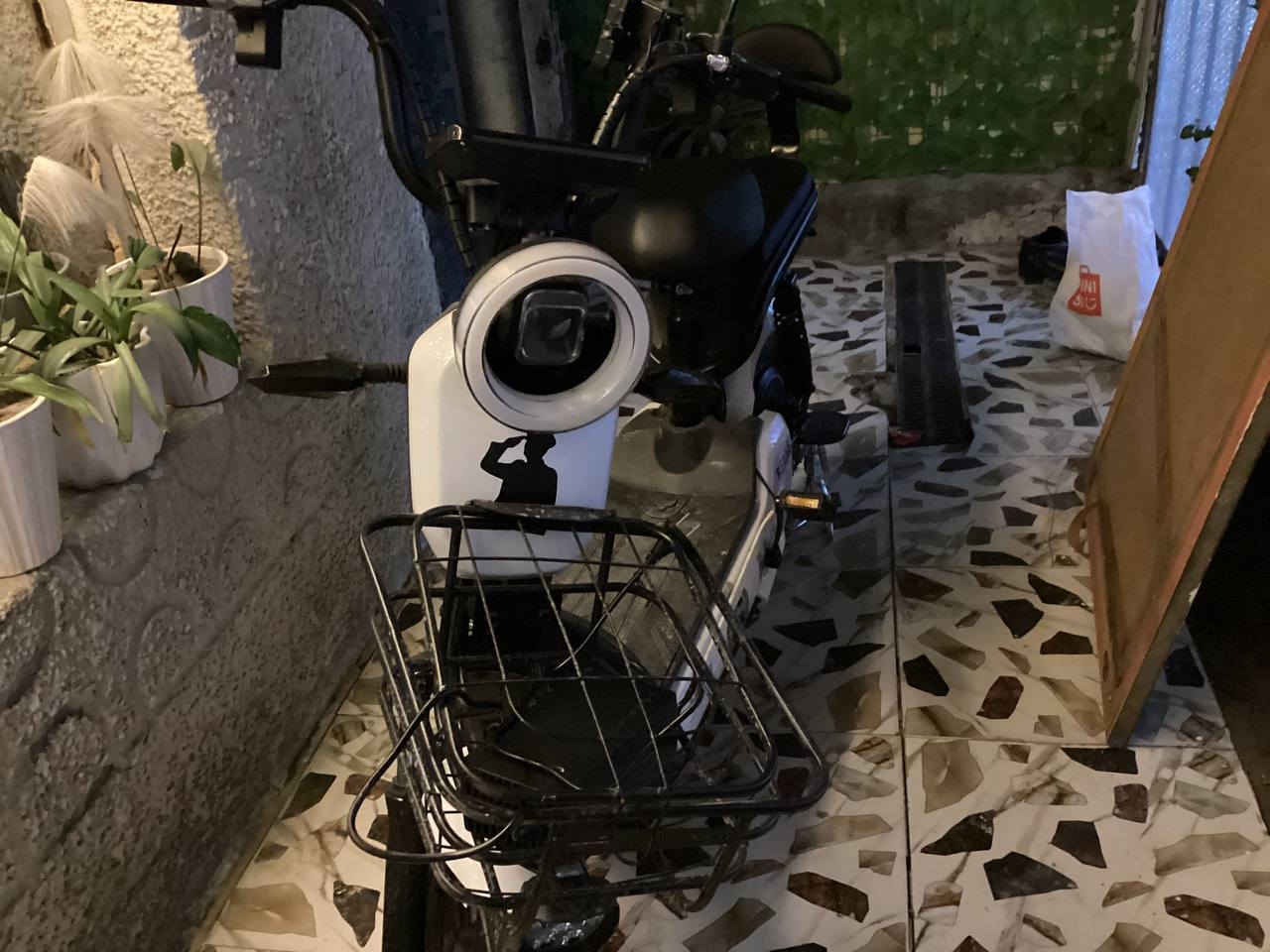 دراجة شحن حجم 14جديدةبس مفتوحة من كارتونة تشغيل كارت وسويج  
سعر  450 الف 
عنوان بغداد حريه دور نواب ضباط شارع المشجر 
رقم الهاتف ***********
