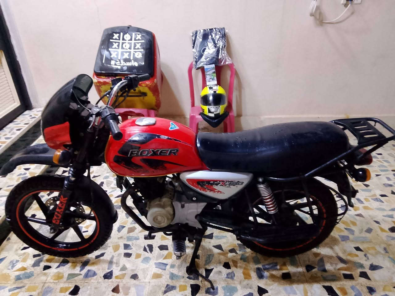 بوكسر 2020 نضافه/100/90 رقم دياله مكاني سومر 
مع اغراض دلفري السعر مليون الرقم ***********
