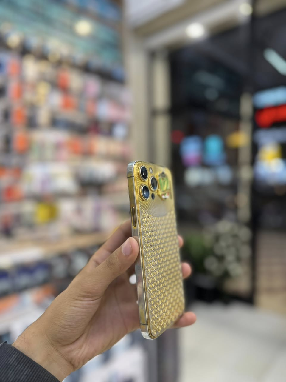 ♥️ايفون 13 برو ماكس طلاء ذهب♥️
🔥السعر: 710 الف دينار فقط🔥

ذاكرة 256
بطارية 81‎%‎
مكفول مامفتوح
مامبدل بي قطعه
ياباني اصلي 

الاتصال:***********
العنوان: النجف الاشرف
