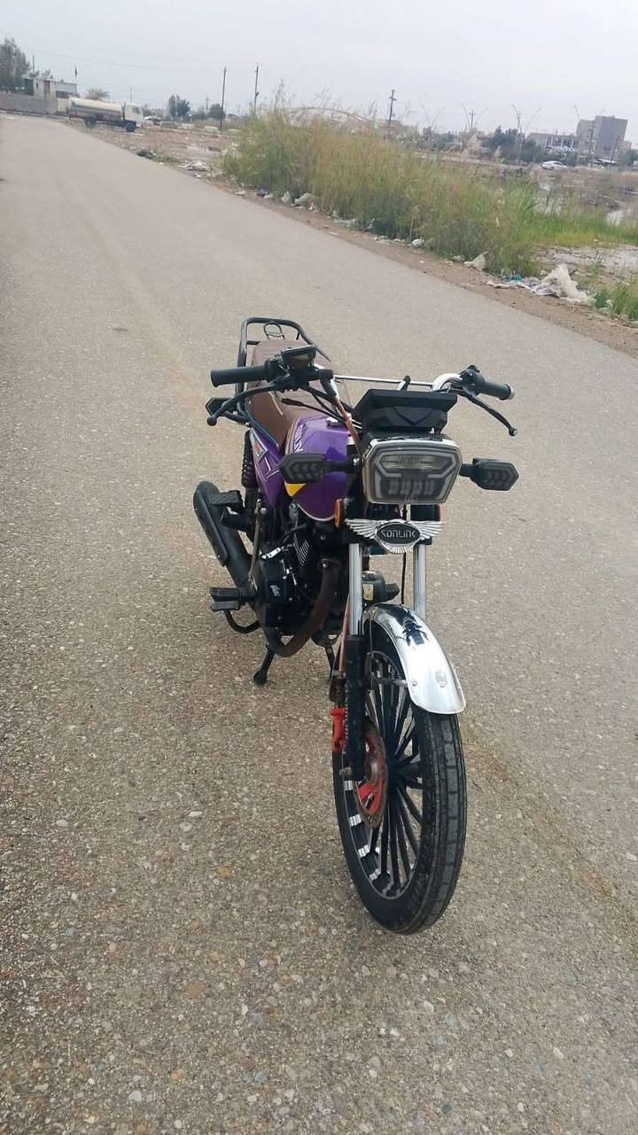 سلام عليكم سيفان موديل ٢٥مكفولة من كلشي مصار ٥شهر نازلة مابيهة كل نقص سعرها ٧٢٥
وبيها مجال حك جية مكاني ديالى خالص هبهب ***********
