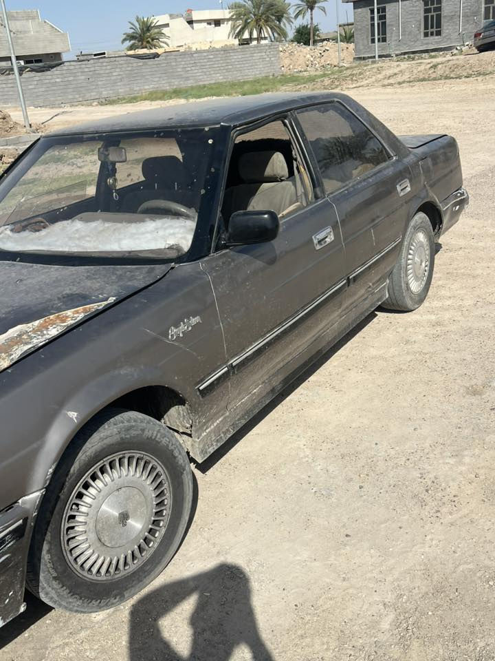 هارتوب موديل 90  رقم انبار. سنويه مجدده  ل28.  السياره بيها نواقص بالداخل.    السعر 20 وبيها مجال.  ***********
