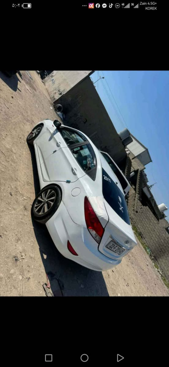 ئە کسێنت مۆدێل 2011گێڕعادی 6پارچه سبغ جە مپێکیش لە پشتە وە هە یە  ***********
85ورقە أربيل, العراق
