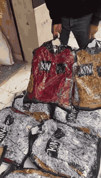 تونز من ٤ل١٢ سنه 
السعر ١٧٠ج 

🌹🌹🌹🌹🌹


**إذا كنت صاحب هذا الإعلان وتريد حذفه لأي سبب، رجاءا أرسل رسالة إلى الدعم الفني**