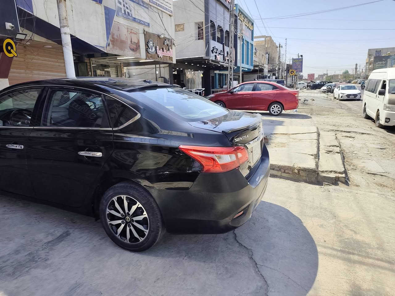 السلام عليكم سنترا 2019للبيع حادثها جاملغ وباب بدون أيرباك وبيها بارد خلفي ماشيه 36000ميل السعر110وبيها مجال رقم الهاتف ***********
