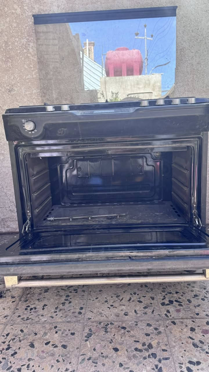 طباخ شركة تكنو گاز ايطالي نظيف الفرن شغال تحكم من فوگ ومن جوه السعر 250 الف شراي خاص


**إذا كنت صاحب هذا الإعلان وتريد حذفه لأي سبب، رجاءا أرسل رسالة إلى الدعم الفني**