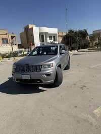 جراند شيروكي اوفرلاند • ٢٠١٧ • ٧١ ألف ميل