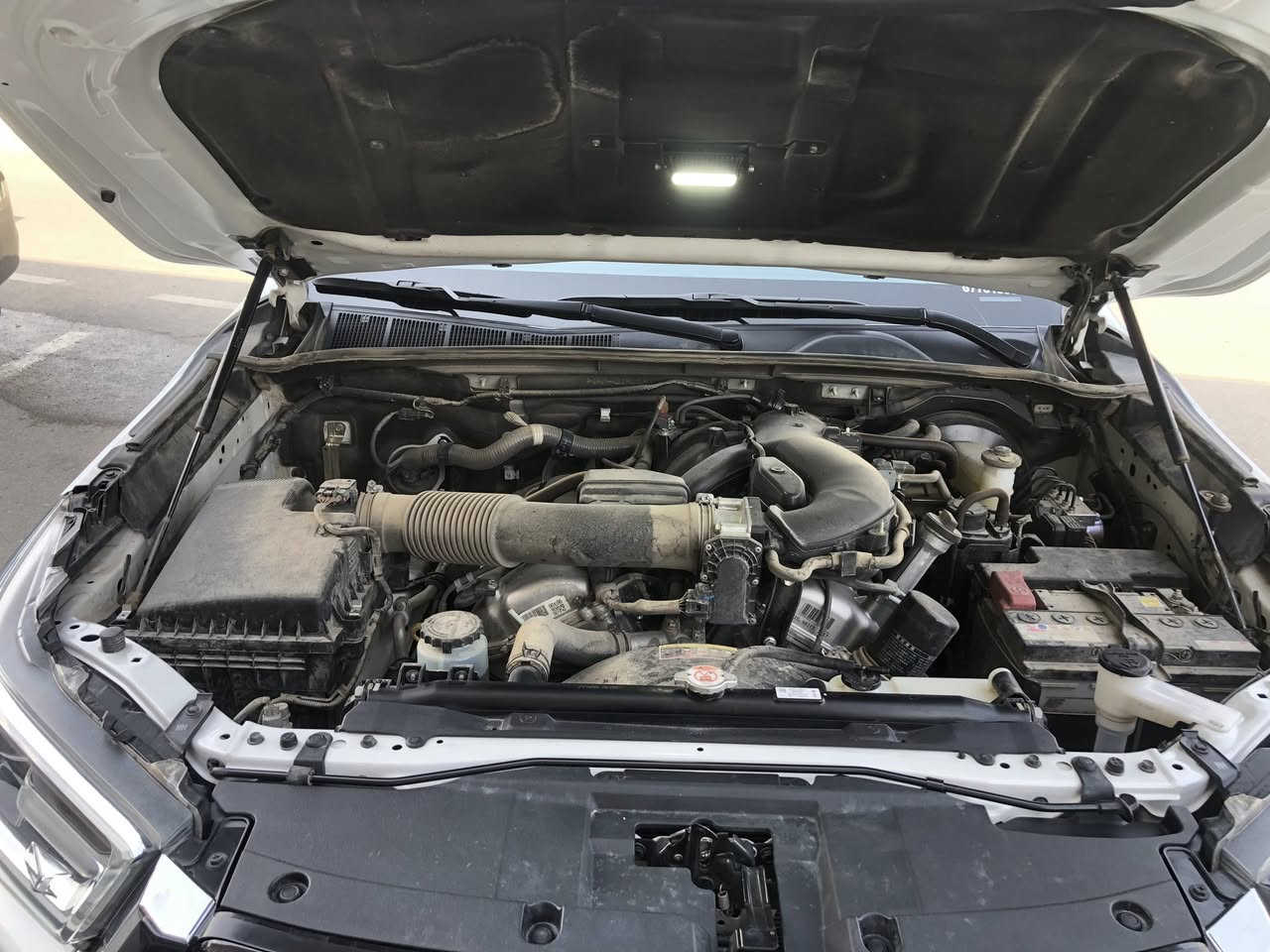 سلام عليكم عندي تويوتا پيك اب للبيع موديل ٢٠٢٥  فول مواصفات جديدة جدا مكفول من كلشي ماشي عداد ٣٠/ الف كيلومتر محرك ٦سلندر سعر ٤٠٥$ قابل للتفاوض العنوان السليمانية استفسار عن *********** شركة ساز ضمان
