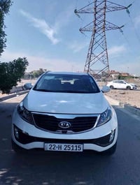 للبيع سبورتج 2012 خليجي مكفول كفالة عام ماشية 36 الف حقيقي السيارة  جد...