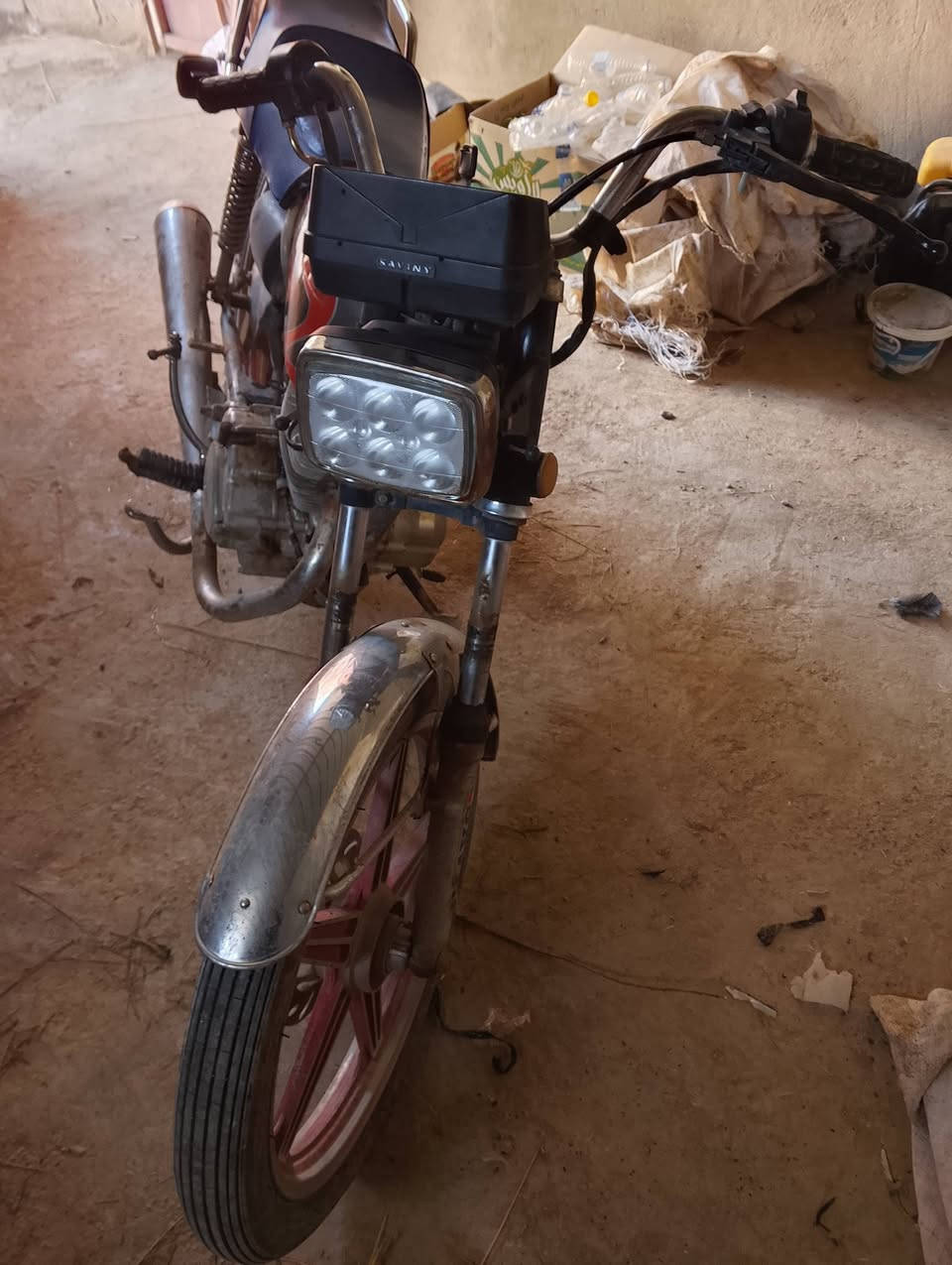 السلام عليكم ماطور للبيع قيم واخذ عايزو بس كابريته وبلك
المو شراي لا يراسل ولا يخابر ***********
