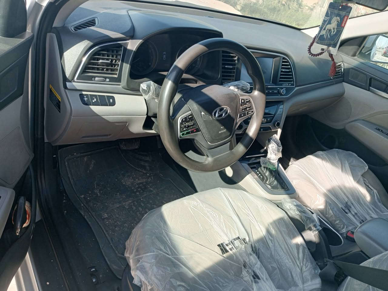 النترا مديل 18امريكي مكينة بيهة بخار سيارة بسمي تحويل مباشر ضررهة بنيد امبدل وقطعتين صبغ السعر 105 وبيهة مجال قليل تفاصيل اتصال ***********
