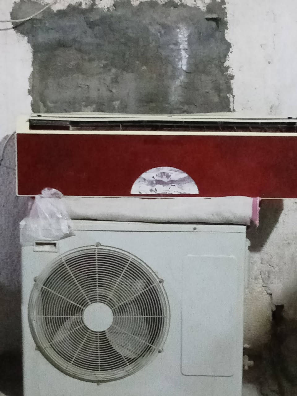 توسوت لابيض طن ونص بعده مشدود شغال الثاني طنين يحتاج بواري  السعر 375 الف


**إذا كنت صاحب هذا الإعلان وتريد حذفه لأي سبب، رجاءا أرسل رسالة إلى الدعم الفني**