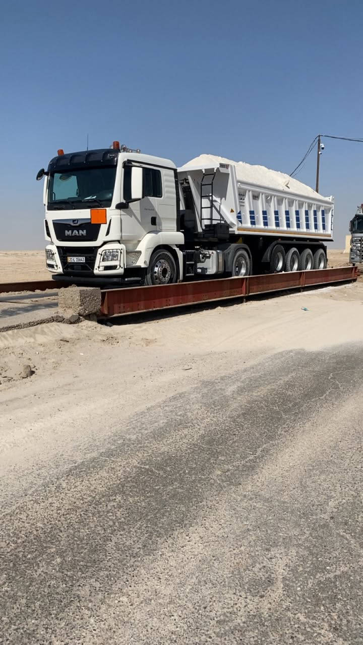 السلام عليكم
هذه سياره مان كامل للبيع
موديل ٢٠١٨
تاك سوبرحجم ٤٤٠
عربانه شريكه روعه موديل ٢٠٢٥ ٤محور ٢٥مترزرعته
تاخم تايارات جديده
ماشى ٤٥٠الف
سياره جديده مكفوله 
مكان سياره دربنديخان  سليمانيه
***********
