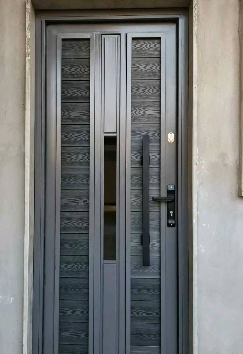 سلام عليكم حدادة عامة كافة انواع الابواب ولشبابيك ولمحجرات ولسقايف ولكيسبان وسندويج بنل ***********
