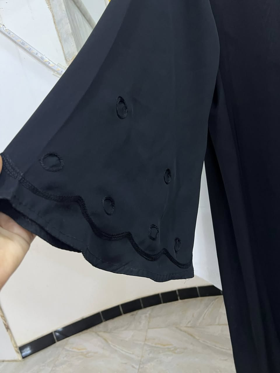 سلام عليكم بنات صايه وفستان جديدات كلش حلوات بلبس فستان يلبس وزن 90 سعر 20 والصايه قياس 56 سعره 20 وبيه مجال


**إذا كنت صاحب هذا الإعلان وتريد حذفه لأي سبب، رجاءا أرسل رسالة إلى الدعم الفني**