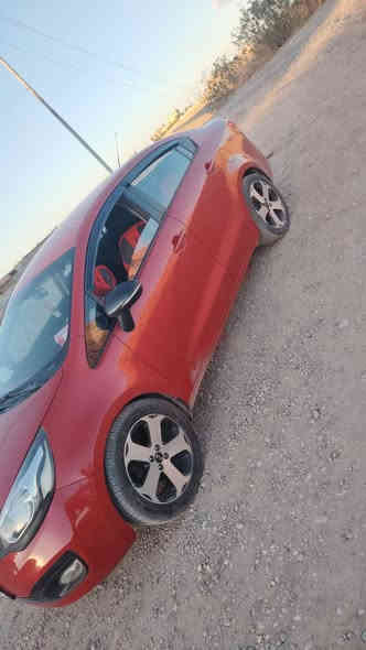 سلام عليكم كيا ريو موديل 2013 سيارة حلوه فول مواصفات ضرره بيه رش جاملغ المامي بدون دواخل سياره رقم اربيل سنويه ل 29 تحويل ثاني يوم تحويل مباشر السعر 110 بيه مجال للشراي الاستفسار ع هاذه رقم اني مكلف بل نشر ***********
