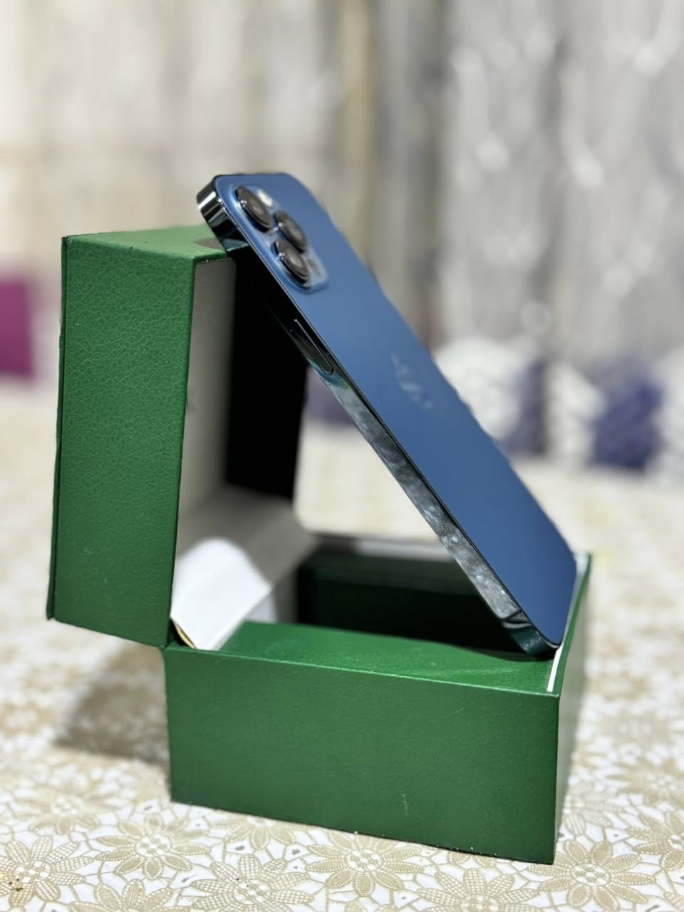 اللهم صل على محمد وال محمد
للبيع ايفون  
- 12 بــرو ماكــس 
- ذاكــرة 256 
- بــطاريـة 100 🔋 
-شرق اوسط AA/A 
-السعــر 475 وبـيه مجال بسيط جداً

-الجهاز مبدل بطارية فقط اني بدلته قبل فترة. 

-مكاني كـربلاء المقدسة
- واتساب او اتصال 
***********
