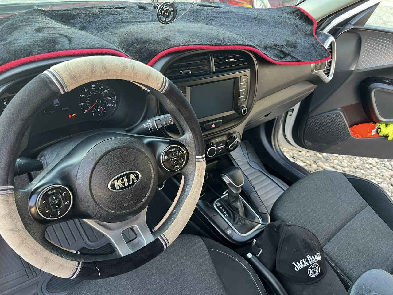 السلام عليكم 
موديل 2021امريكي رقم أربيل 
باسمي ماشيه جوه 50الف اي ضرر ماكو بارد تقريبا 15سنتم طخه خفيفه سياره جدا نظيفه محرك 2000دوش  حساسات جانبيه بالمري تحديد مسار اي نقص مابيها جديده الحمد لله 
مكانً السياره بابل شوملي 
150قفل 
مداورها أقصى مده شهر هذا حلال عائله الي يشتري يتصل ع هذا الرقم *********** 
مال جني صراحه الي بياعه شرايه لعامليني ولايعلق لأنه شغلتكم بس تكسرون بحلال الناس
