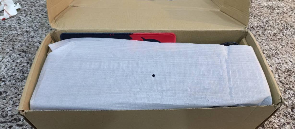 کیبۆرد و ماس و هیسیت و ماس پات گیمینگ بەکار نەهاتوو ئۆرجینەل نرخی 25 هەزارە ژمارە موبایل *********** أربيل, العراق
