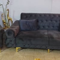 تخم عشر مقاعد مابيه اي عيب لون رصاصي سعر البيع ٥٠٠  مكاني حي الجامعة 0...