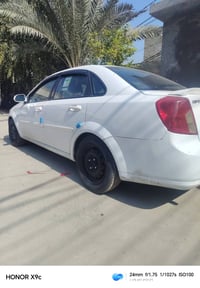 اوبتر للبيع  موديل 2011 بغداد  ٨٣ وبيه مجال 07753577751 مستعجل بيعته و...