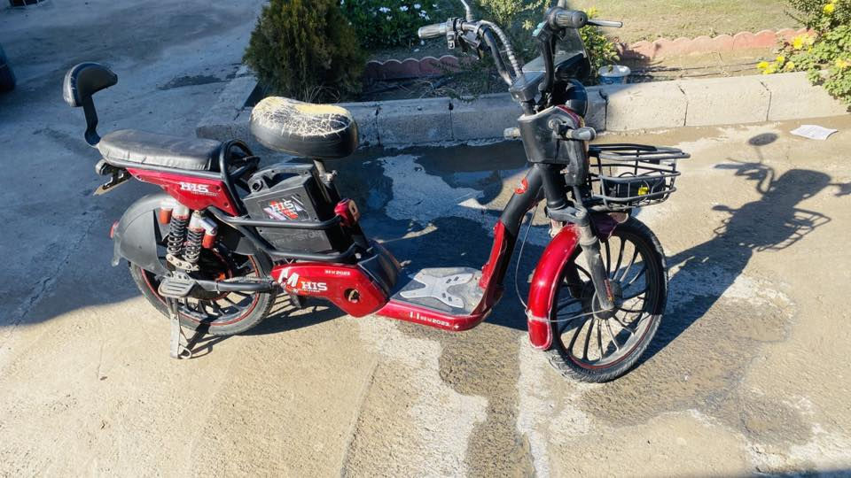 سلام عليكم دراجه شحن للبيع ٥ بطاريات سعر ٢٥٠ عنوان شهربان ***********
