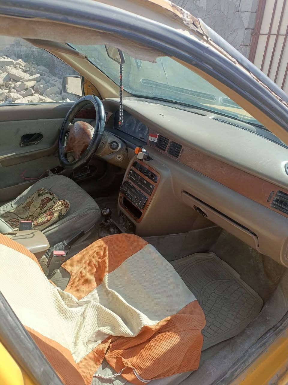 السلام عليكم سمند موديل 11 السياره كير ومحرك بلاد وشرط كفاله رقم الماني حداديه وطخم تاير كهربائيات كلها شغاله رقم ميسان وراعيها بل البصره مداور ثاني يوم السياره جاهزه كبل لشارع وترايك وين متريد السعر 23 وبيها مجال 
مكاني ذي قار مركز 
***********
