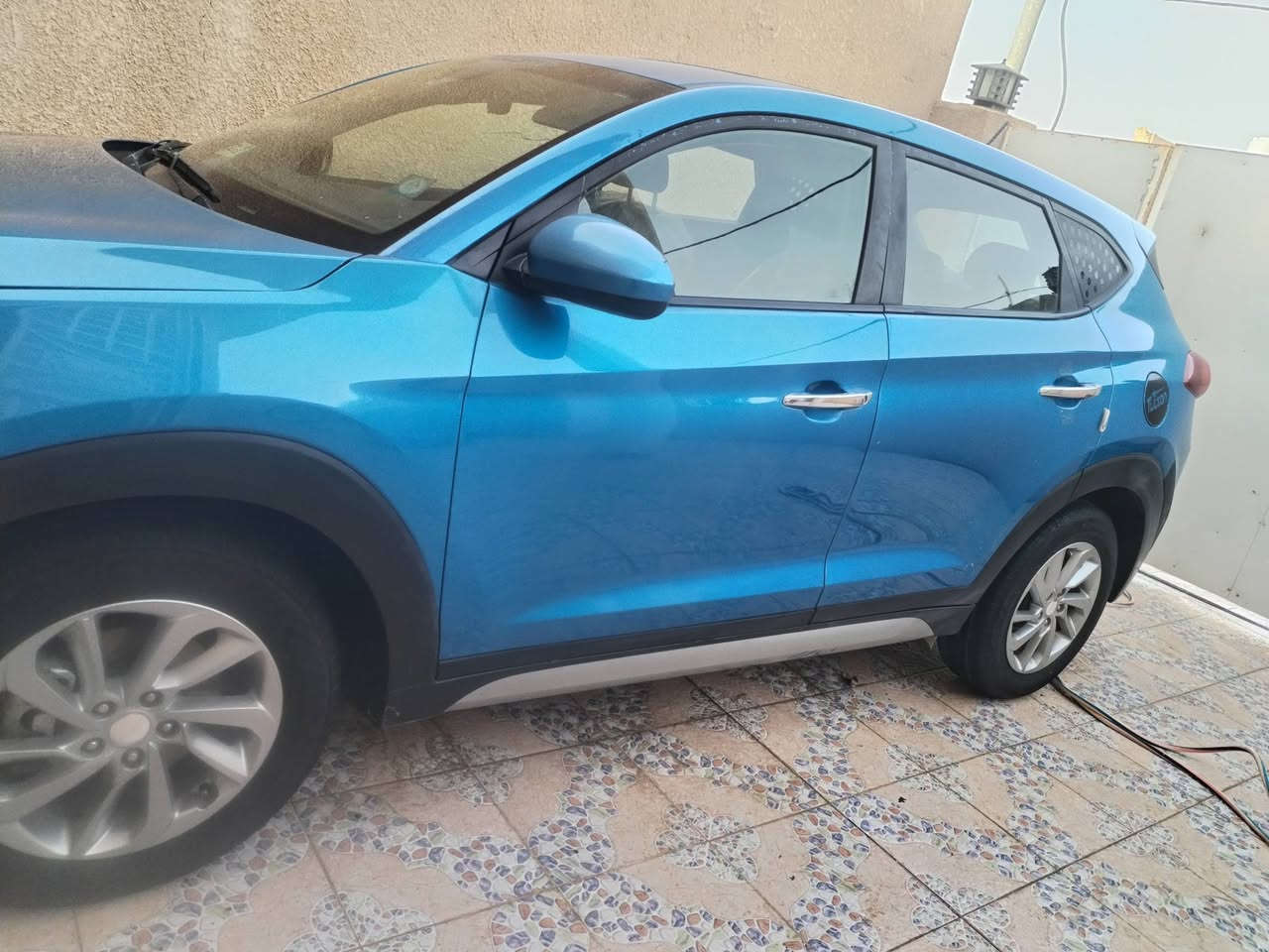 توسان 16 امريكي رقم بغداد بسمي مخرك 2000 gdi مبدله جديد سياره فتحه تدفئه بلكشنات مودرايف مانع انزلاق ومنحدرات تحكمتدات جهتين سياره بيه رشات من امريكه دبل كود سعره 135 مكان واسط كوت للستفسار***********
