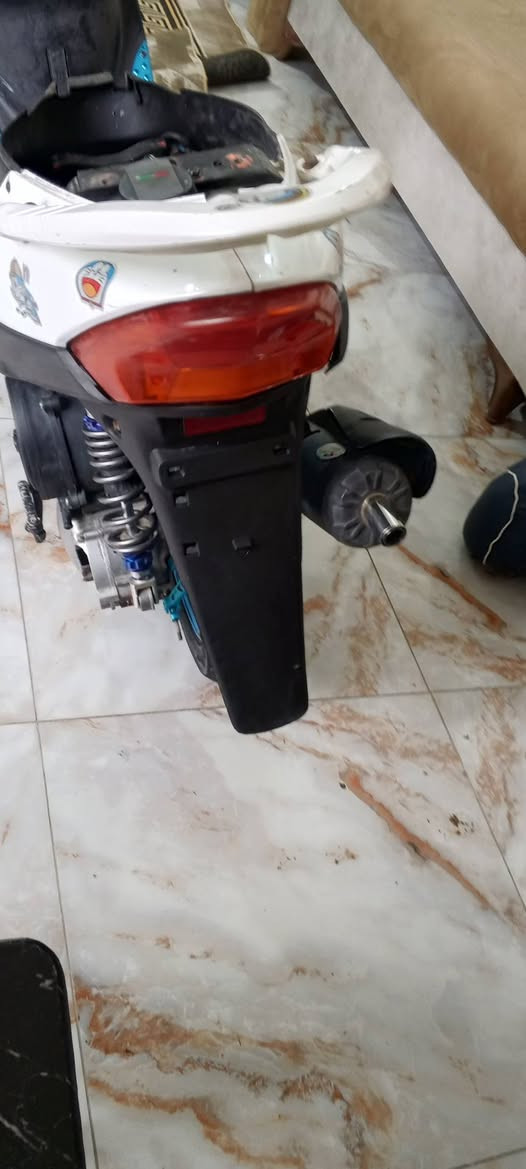 ماكس عدلة لبيع مكان لمعامل
راسني خاص بيك خير وتدلل  ***********
