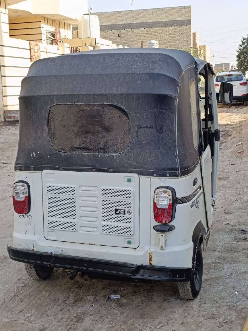 السلام عليكم تكتك TVS موديل 2022  رقم جاهزه من كلشي العنوان بابل القاسم الرقم ***********
