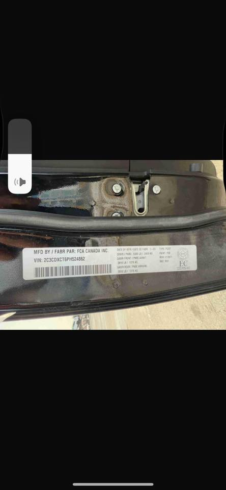 جارجر ٢٠٢٣   داايتوانا فول. سعرها مناسب  كامله مصلحة بدون رقم فقط نواقص بسيطة  باسمي مكانها زيونة   شارع فلسيطن 
***********  وتساب او اتصال  السعر ٢١٠
