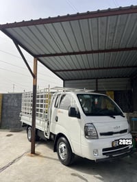 وبركاتة كيا بنكو فحل 4000  موديل 2025  ماشية 5000 السياره بوضع الشركة ...