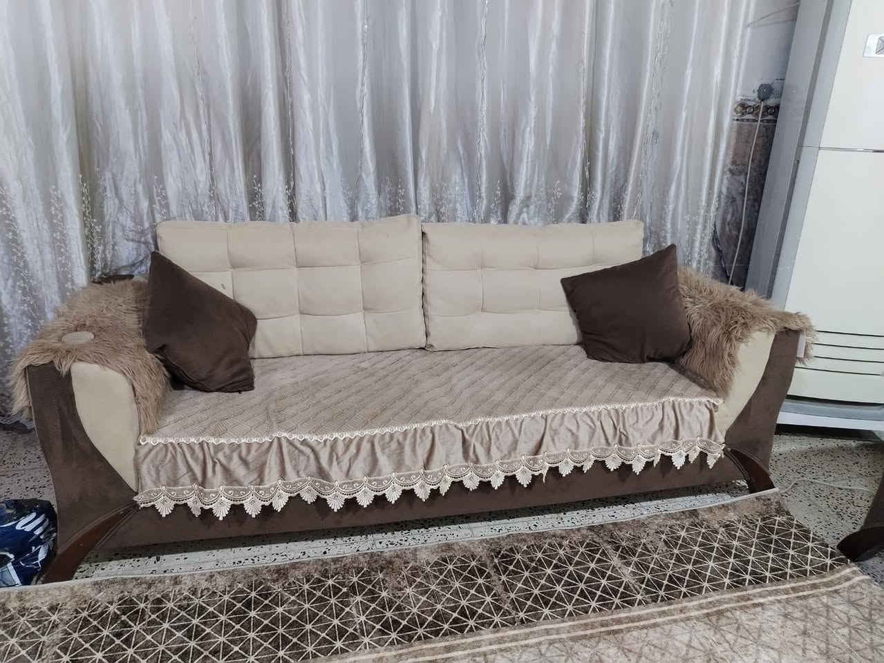 مرحبا قنفات للبيع خمس قطع عشر مقاعد خشب زان ثقيل ماركه تركي سلعه السوداني اخذته ٩٥٠ طلع كبير على استقبال للبيع ٨٥٠ بي مجال للشراي نظافه ٩٥%


**إذا كنت صاحب هذا الإعلان وتريد حذفه لأي سبب، رجاءا أرسل رسالة إلى الدعم الفني**