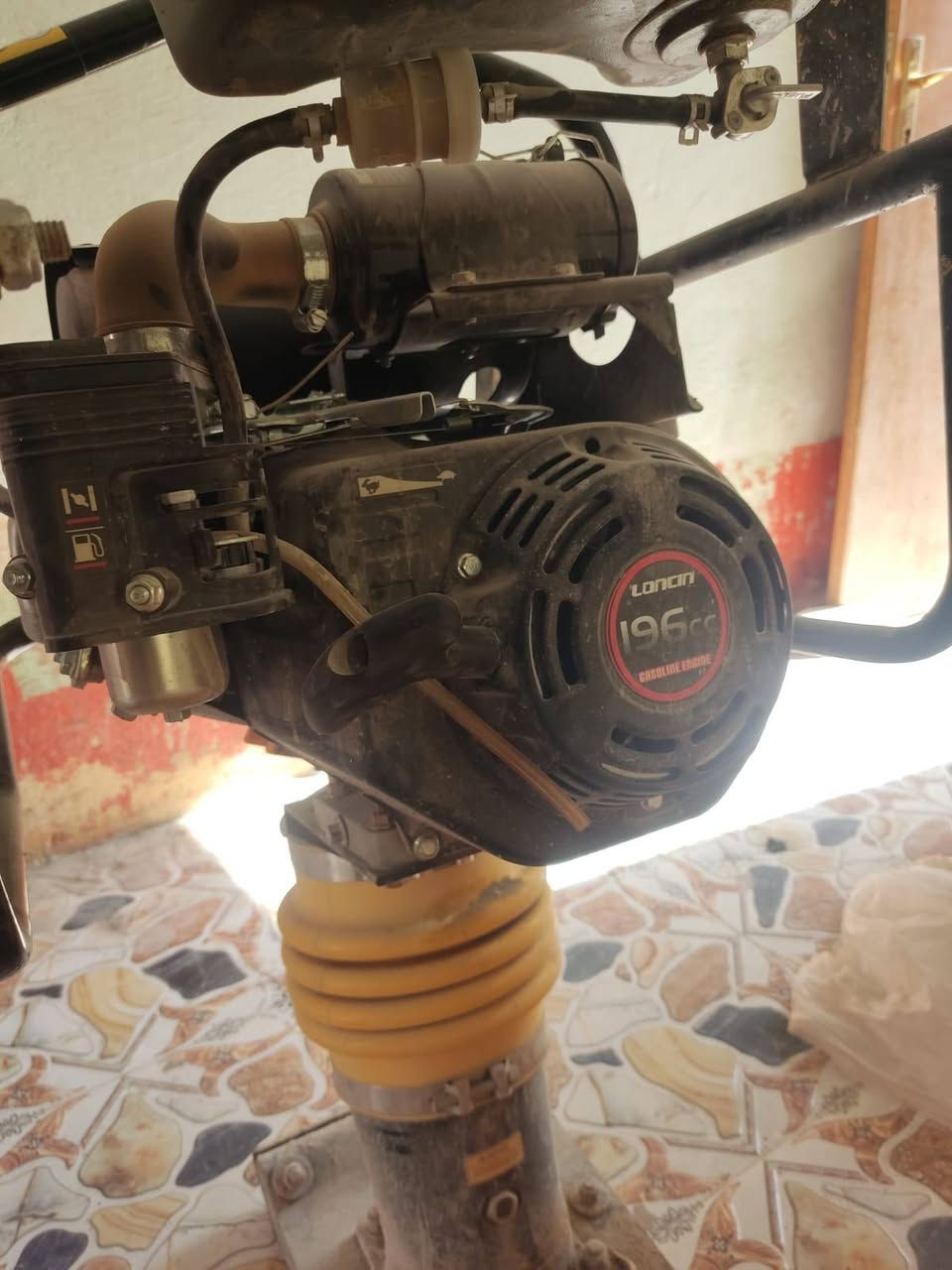 حادله مدكه لبيع هاذ صاحبه
***********
