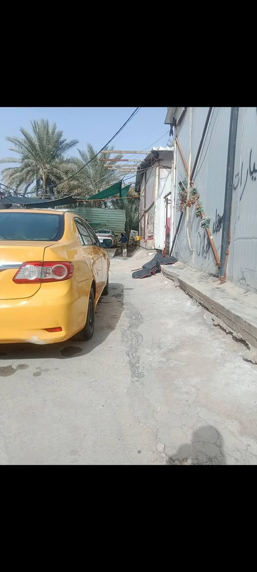 سلام عليكم كورولا 2009 رقم بابل مصفره هيئه وغرامات  حادثه داير خلفي بدون دواخل وبالعراق جاملغ إمامي جاهزه مكينه وكير وحداديه وتبريد وتخم تاير جديد السعر 89 وبيه مجال بسيط مكاني بابل ***********
