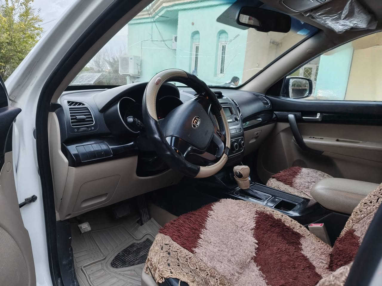 السلام عليكم
للبيع فقط✋
سيارة نوع كيا سورينتو وارد خليجي
موديل 2014 
رقم الماني 
مكفوله من الدعاميه للدعاميه اي قطعه مابيها 
4 سلندر 2400 محرك كير شرط تدفئه تبريد
تواير جدد ماناقصها كلشي ..
ملاحظه تحويل ثاني يوم وكاله ماكو
للأستفسار اكثر الاتصال ع الارقام ‏‪***********‬
او ***********
