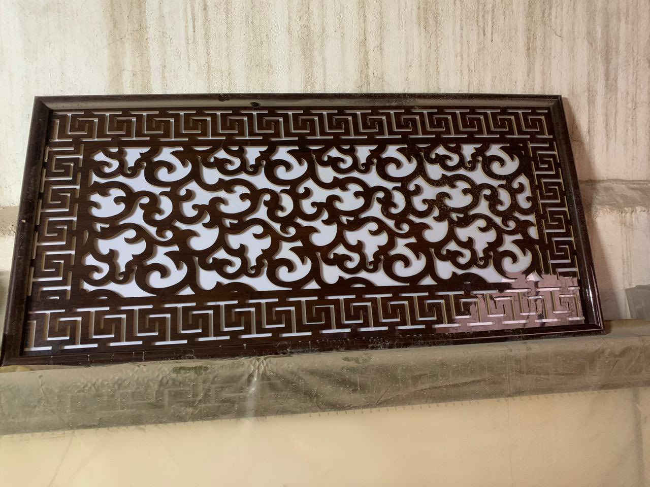 سلام عليكم ديكور معرض داخلي مال صاغة مجوهرات
المعرض الداخلي العرض مترين و83 
الارتفاع متره و15 
ديكور السقفية العرض متره و70 
الارتفاع 80


**إذا كنت صاحب هذا الإعلان وتريد حذفه لأي سبب، رجاءا أرسل رسالة إلى الدعم الفني**