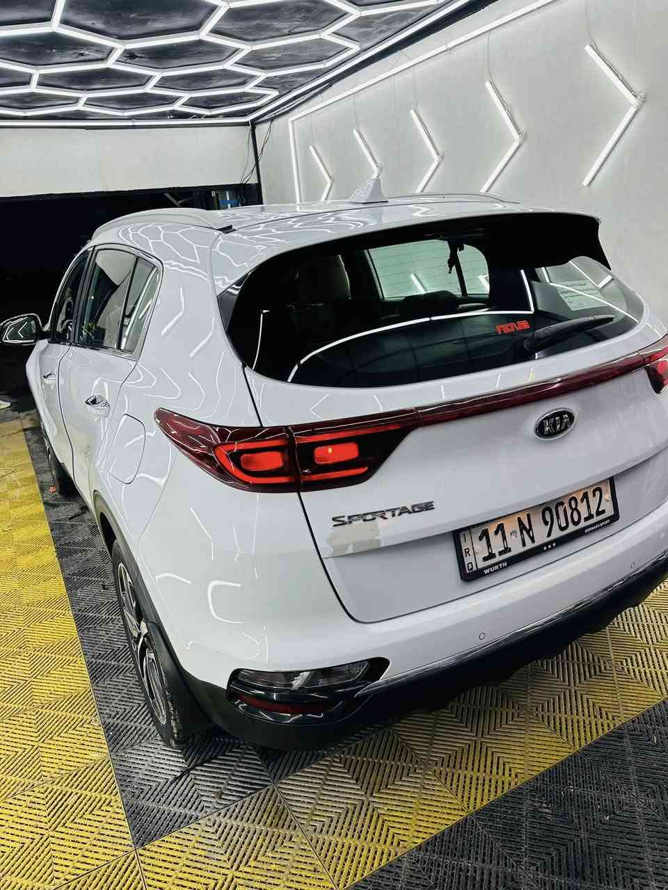 السلام عليكم سبورتج موديل 2020خليجي السياره كفاله عامه ماشيه 102بيها رصعه موضحه بالصور تخم تاير للاستفسار ***********
***********
