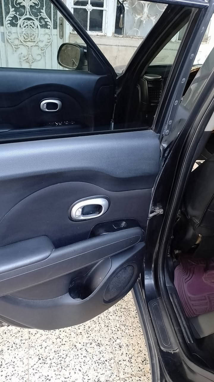 سيارة صول وارد امريكي للبيع موديل 14 
110وبيه مجال مكانها كوت حي الحكيم ‏رقم صاحب السيار ‏‪0770 690 0068‬‏
