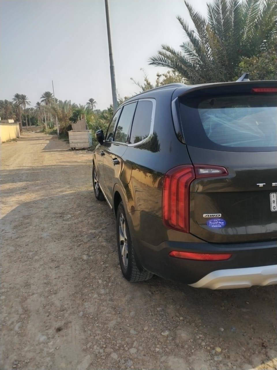 السلام عليكم للبيع كيا تلورايد موديل 2022 فتحه 
رقم بغداد حادثها موضح بالصور سعر 290 شراي اتصل *********** /***********
