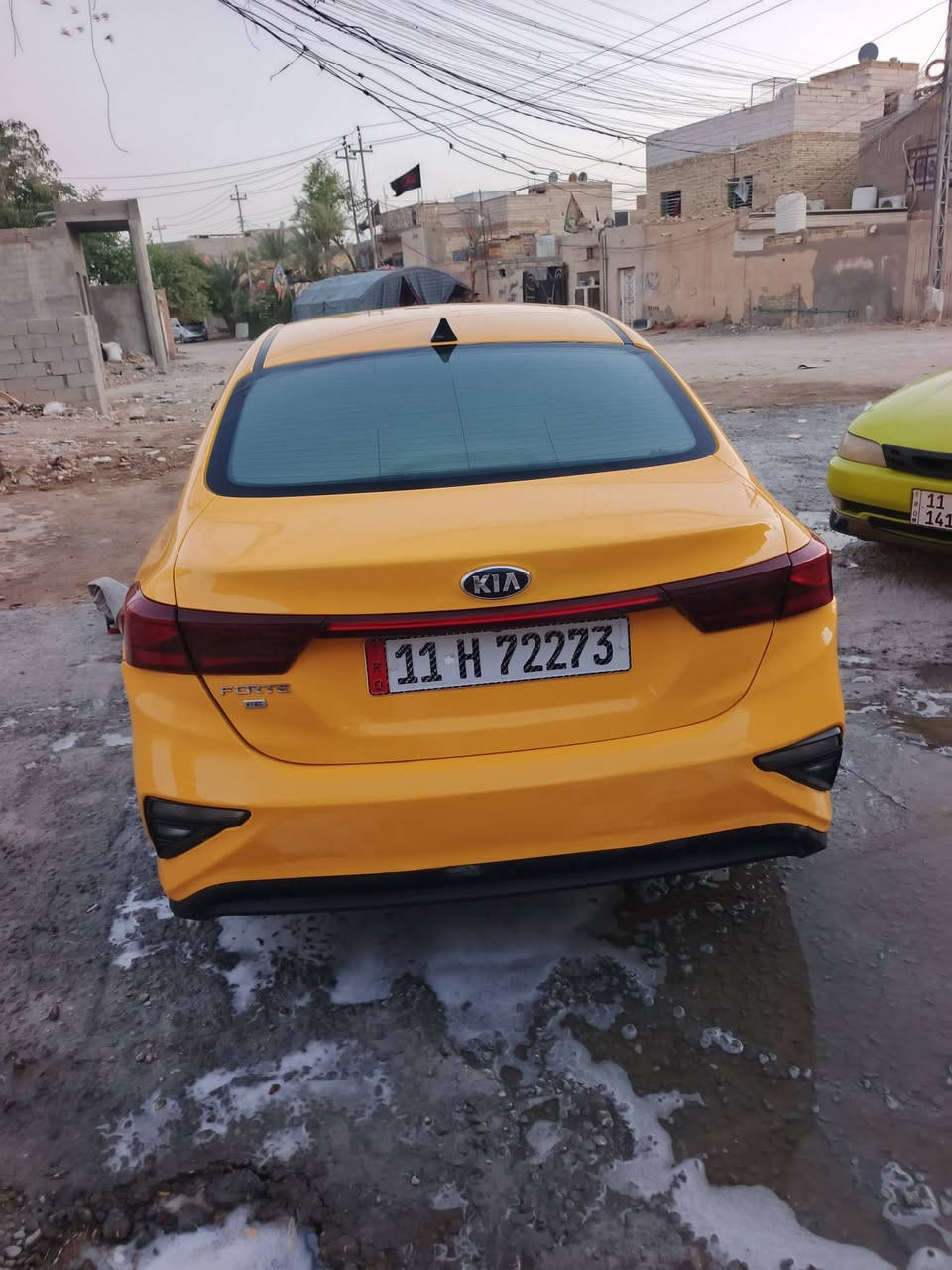 السلام عليكم كيا فورتي ٢٠ وارد امريكي السياره ليبل واحد بدون تبديل محركه2000 دوش كير عادي كير عادي سبع نمر صبغه جديده منضومه تبريد جديده حداديه قبل كم جديده السياره جاهزه على اخر حبايه كبل للشارع وبسمي مداور ثاني يوم رقم بغداد مكانه الناصريه ب  ١٢٢ وبيه مجال قليل ***********
