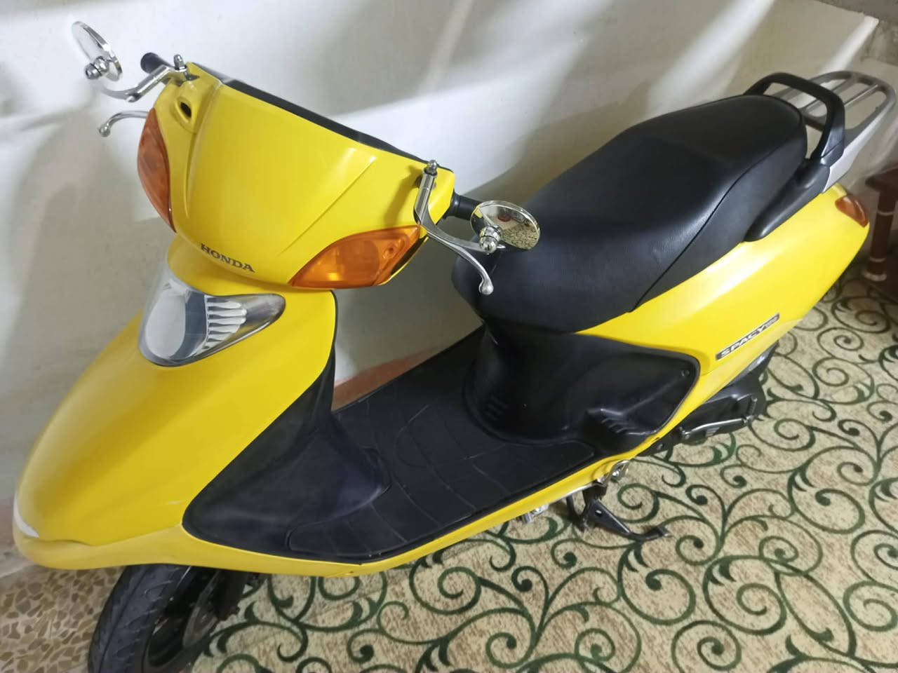 سلام عليكم سبيسي ياباني صارلهه اقل من شهر من نزلت من الرمبه بعده جديده مكاني. كوت يريده يتصل عل رقم ‏‪***********‬‏
